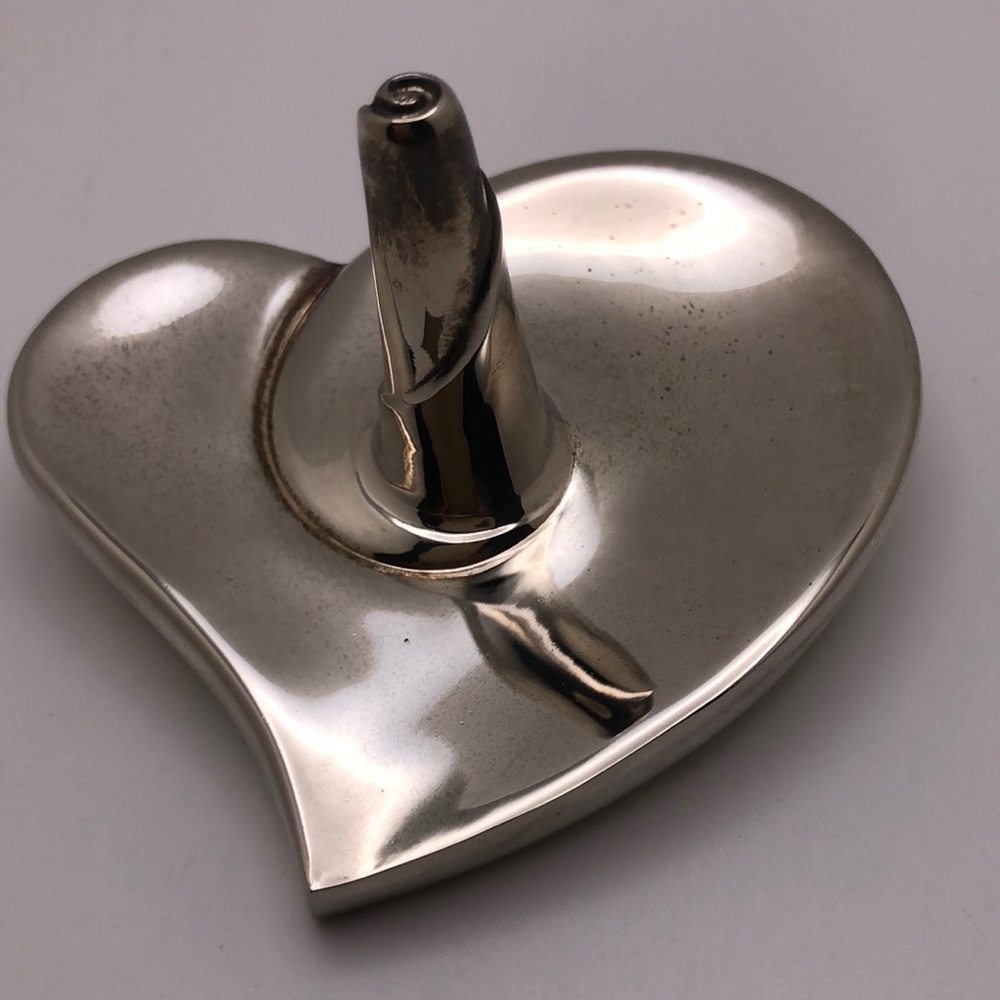 Godinger Silver Heart Ring Holder